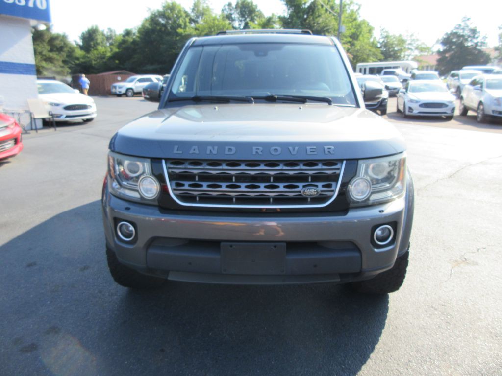2016 Land Rover LR4 Image 2