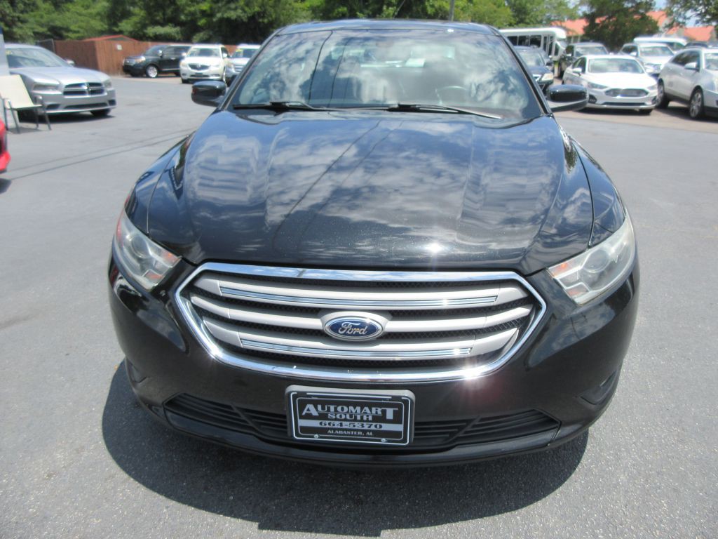 2015 Ford Taurus Image 2
