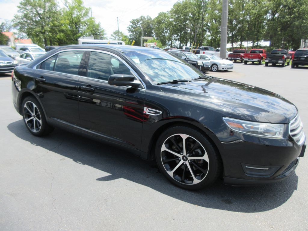2015 Ford Taurus Image 3