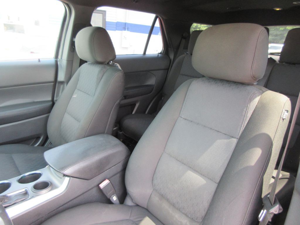 2014 Ford Explorer Image 11