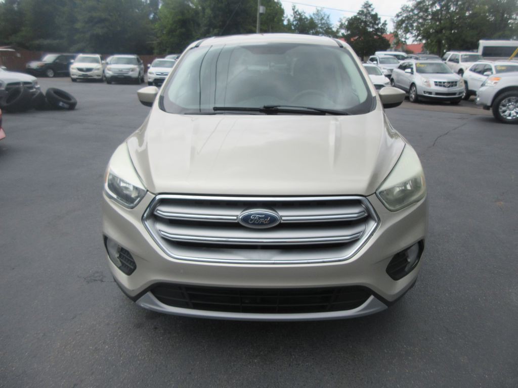 2017 Ford Escape Image 2