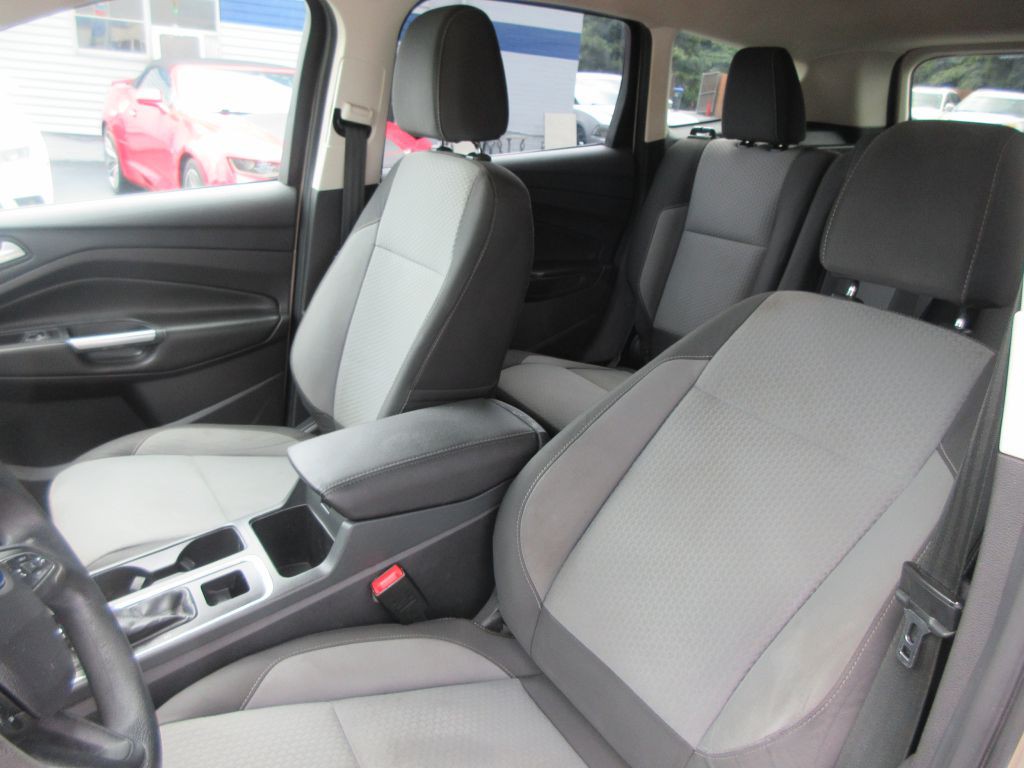 2017 Ford Escape Image 8