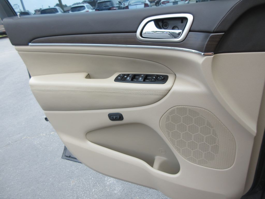 2014 Jeep Grand Cherokee Image 10