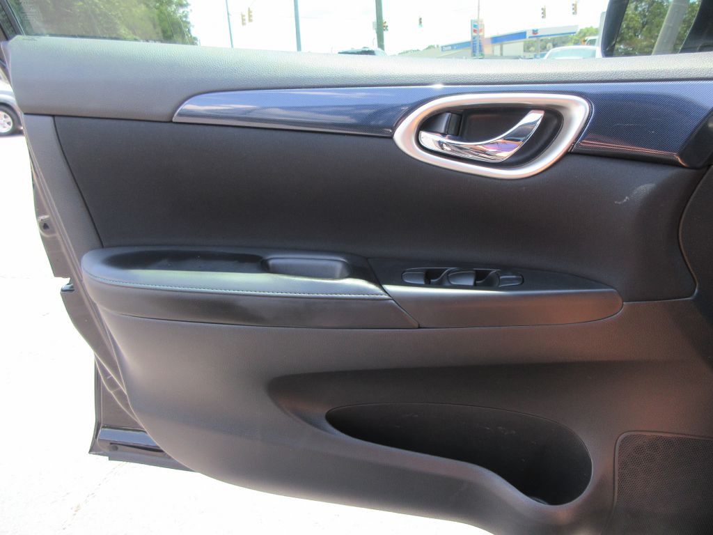 2019 Nissan Sentra Image 10