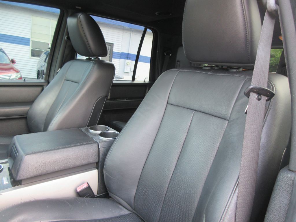 2016 Ford Expedition Image 12