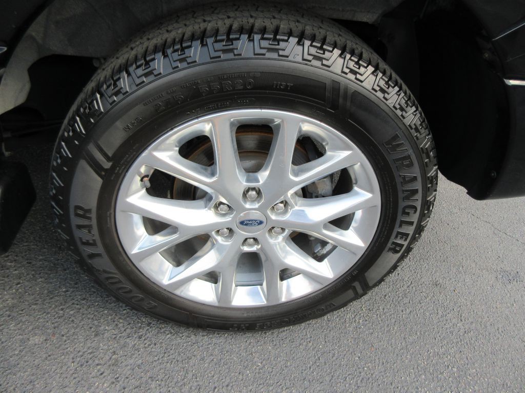2016 Ford Expedition Image 15