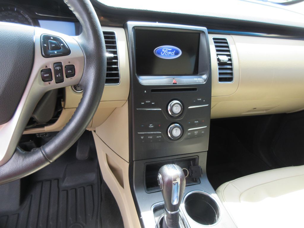 2019 Ford Flex Image 9
