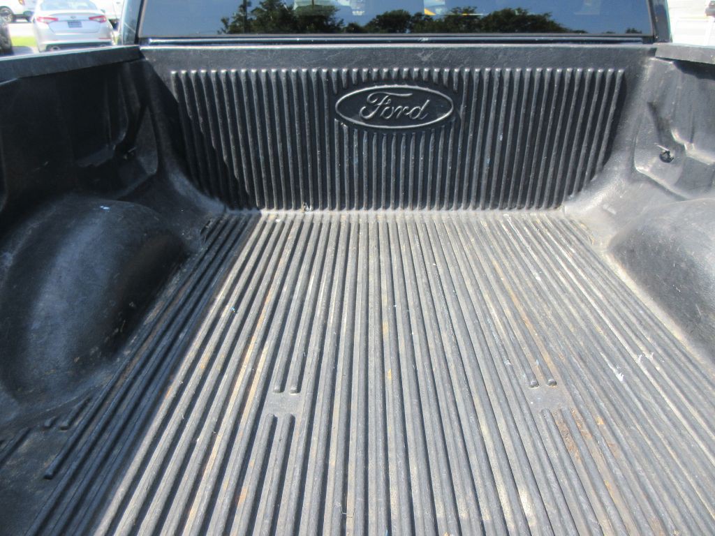 2013 Ford F-150 Image 6