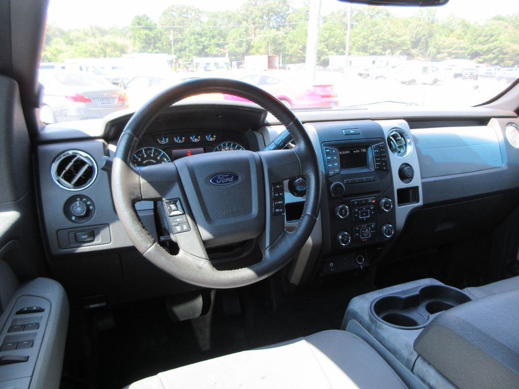 2013 Ford F-150 Image 8