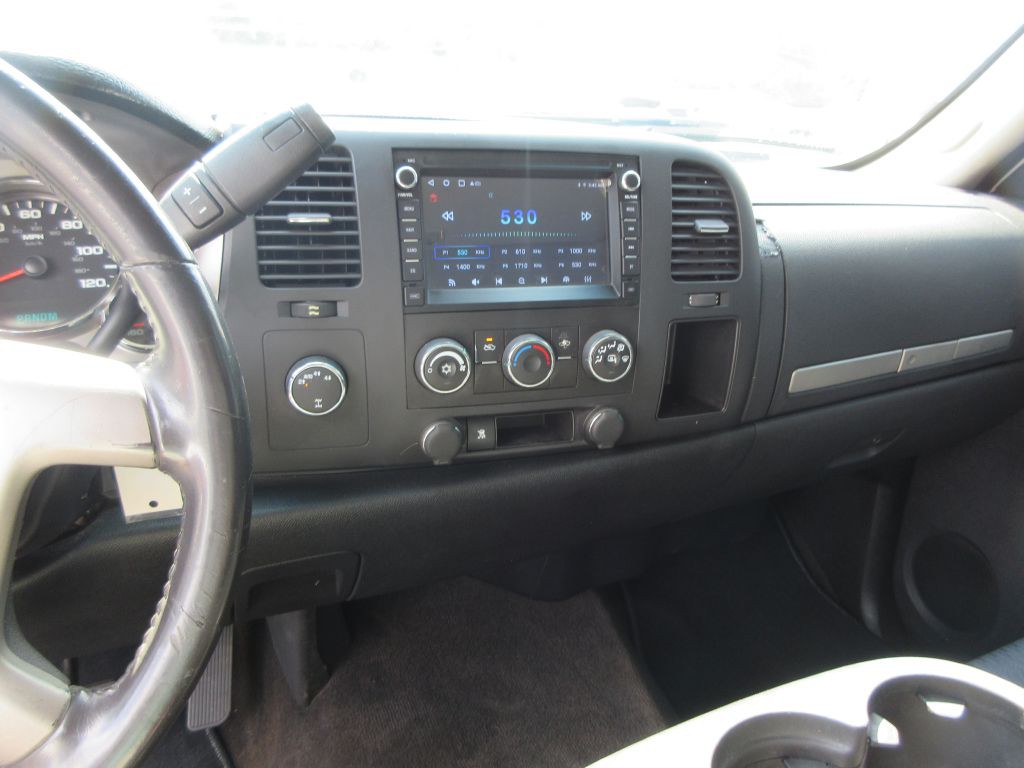 2010 Chevrolet Silverado 1500 Image 9
