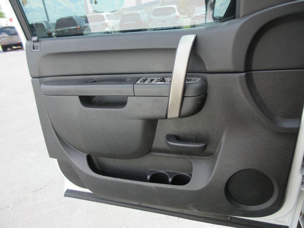 2010 Chevrolet Silverado 1500 Image 10