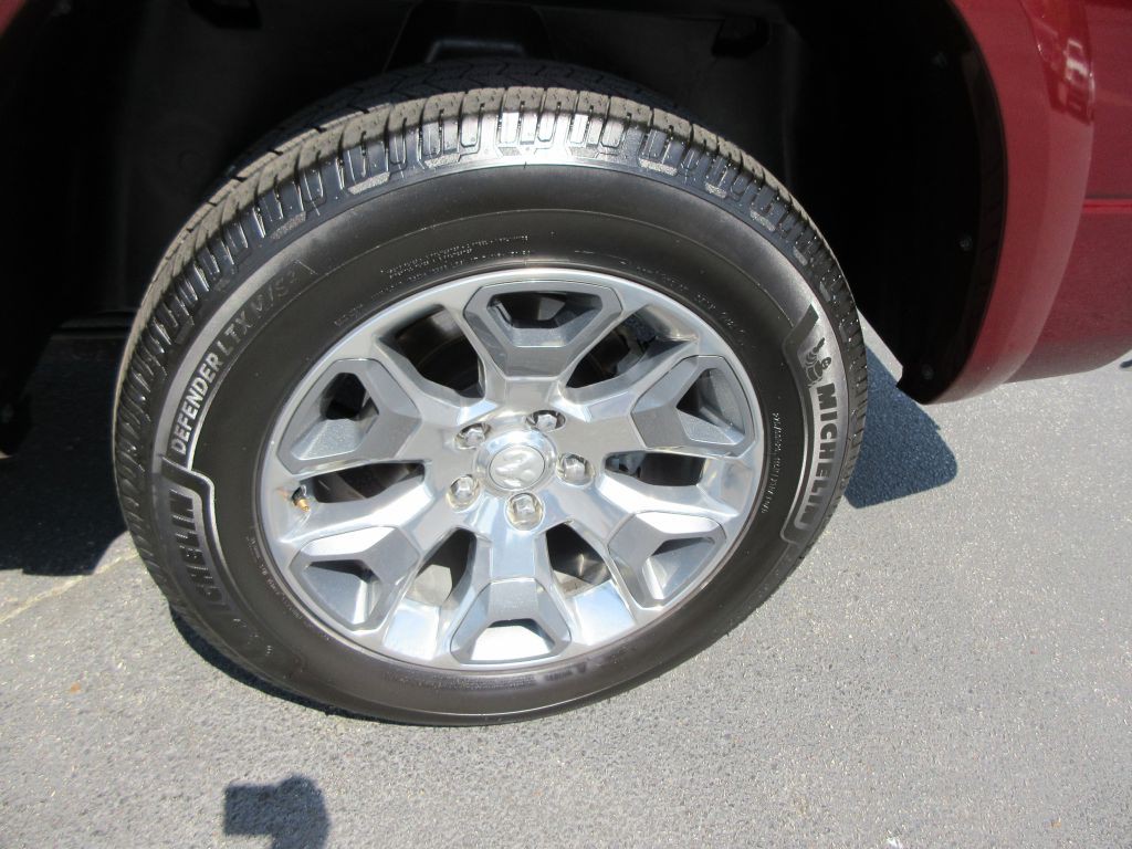 2019 RAM 1500 Image 15
