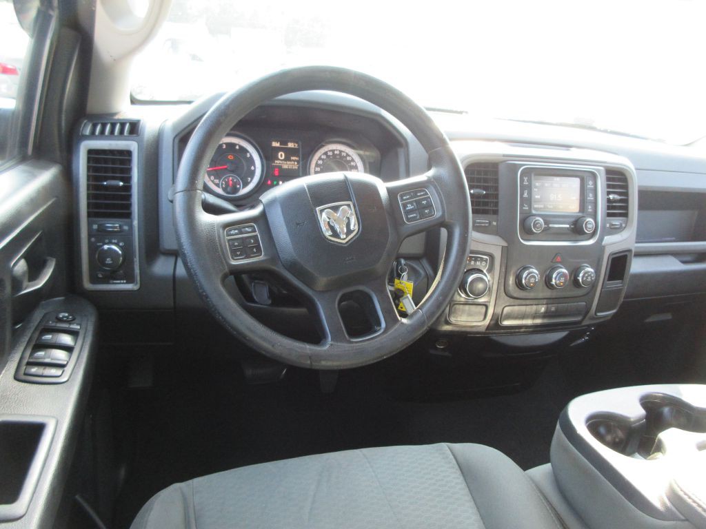 2014 RAM 1500 Image 8