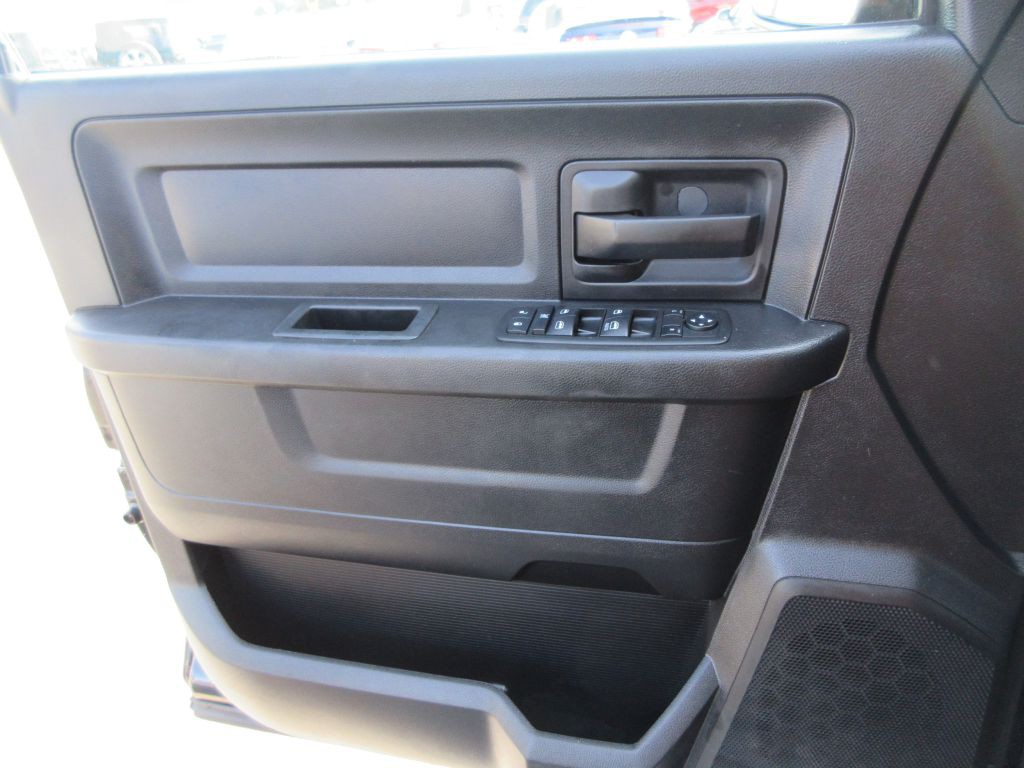 2014 RAM 1500 Image 11