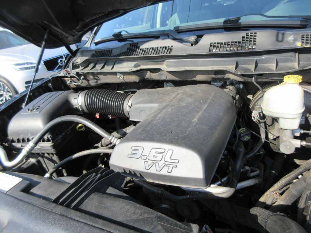 2014 RAM 1500 Image 16