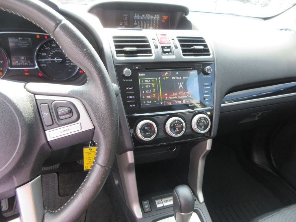2017 Subaru Forester Image 9