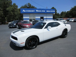 Image for 2017 Dodge Challenger SXT ID: 7641138