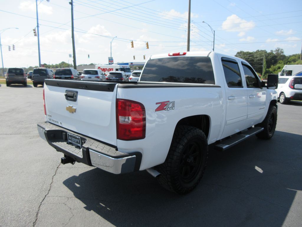 2011 Chevrolet Silverado 1500 Image 4
