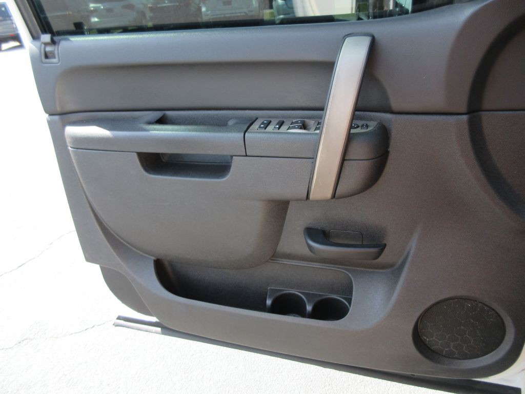 2011 Chevrolet Silverado 1500 Image 10