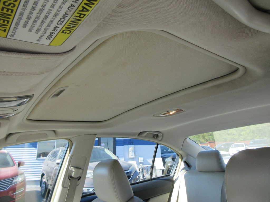 2014 Subaru Legacy Image 11