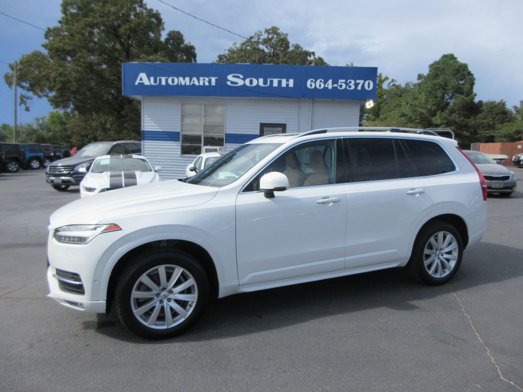 2018 Volvo XC90 Image 1