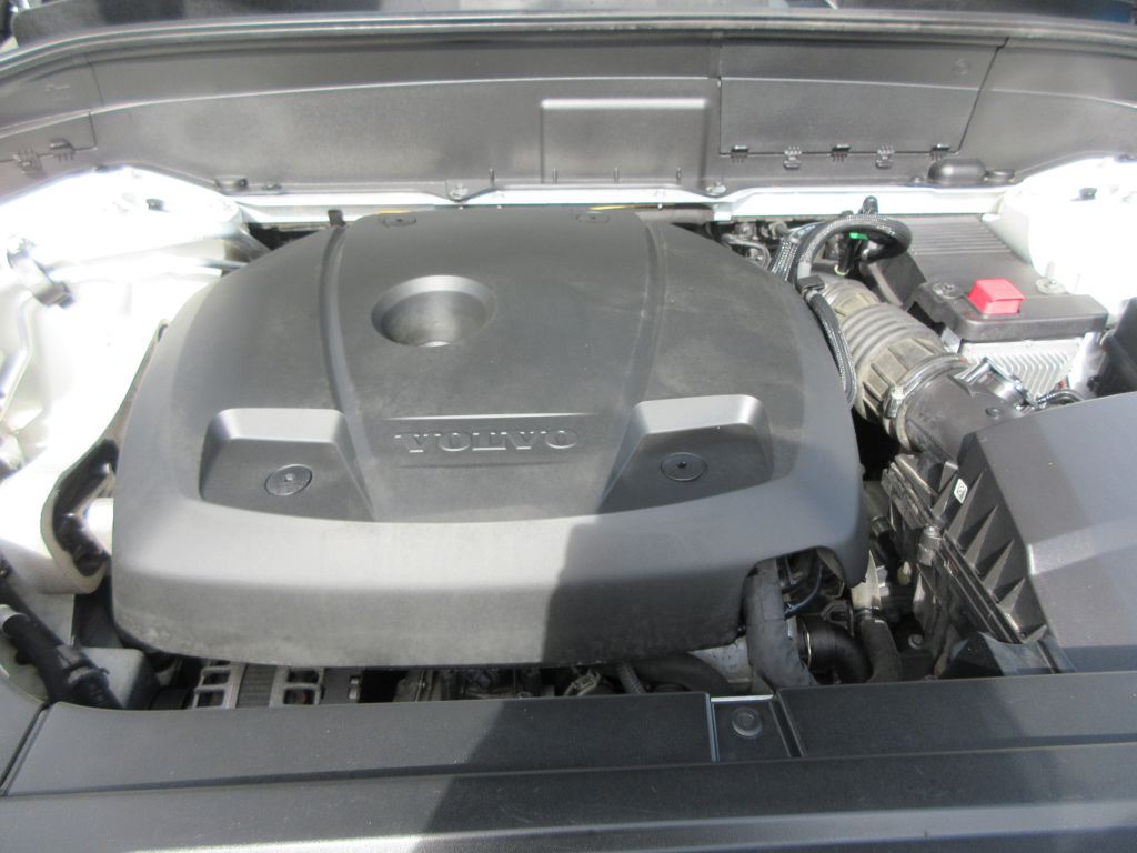 2018 Volvo XC90 Image 18