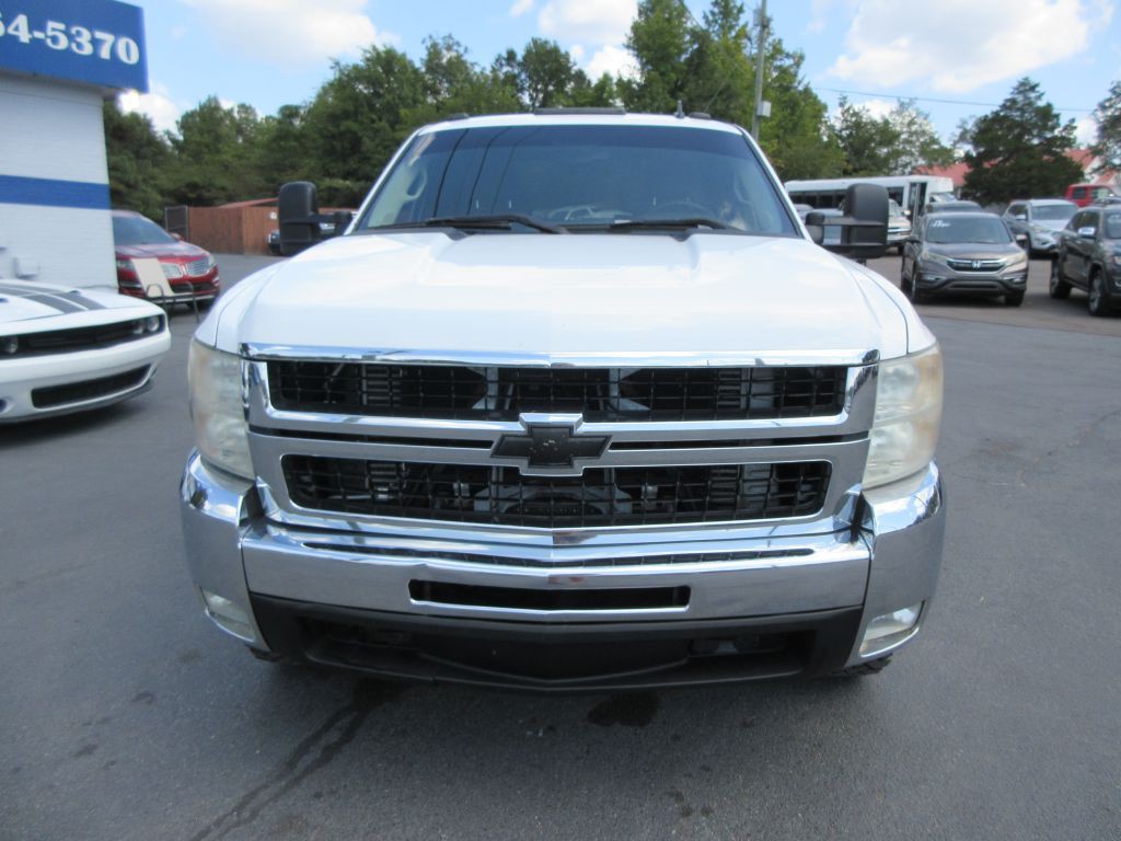 2008 Chevrolet Silverado 1500 Image 2