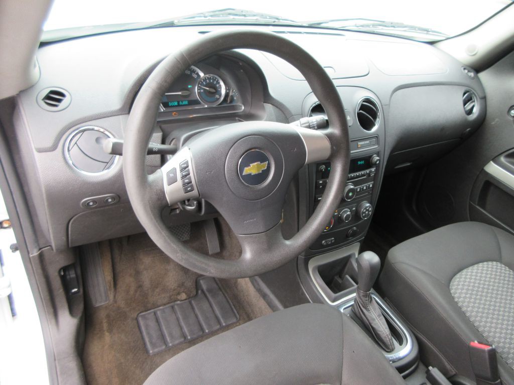 2011 Chevrolet HHR Image 7