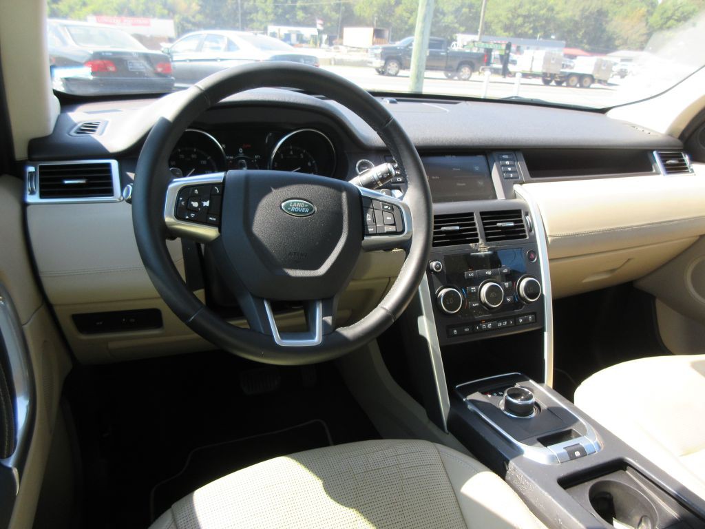 2019 Land Rover Discovery Sport Image 7