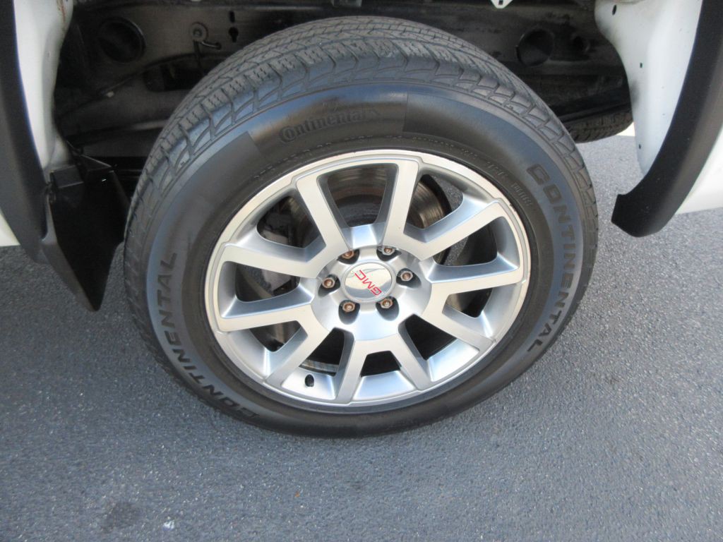2015 GMC Sierra Image 15
