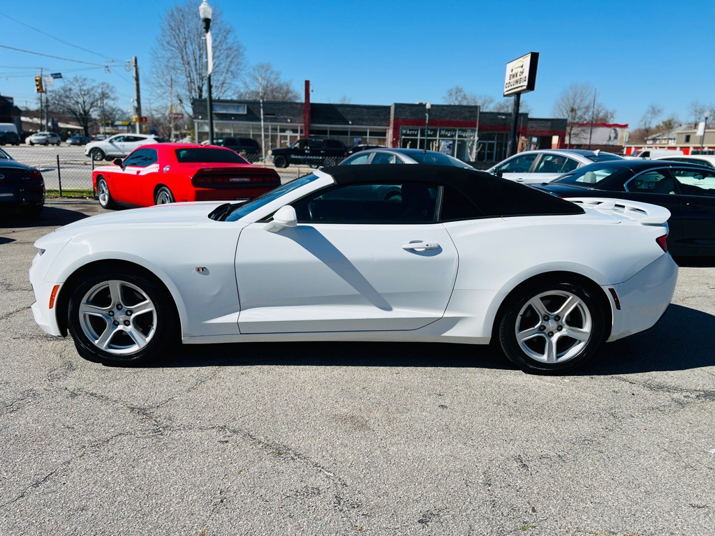 2018 Chevrolet Camaro Image 12