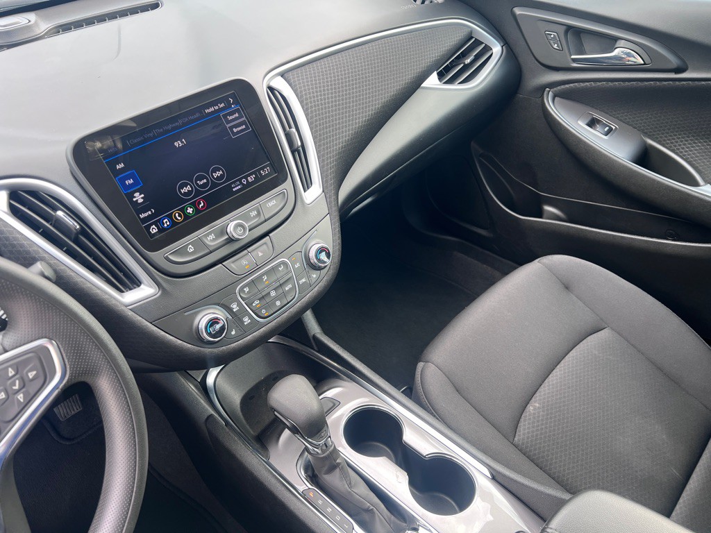 2023 Chevrolet Malibu Image 14