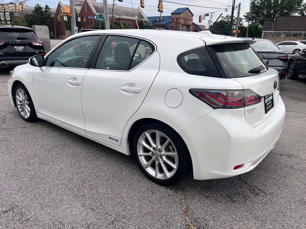 2012 Lexus CT 200h Image 7