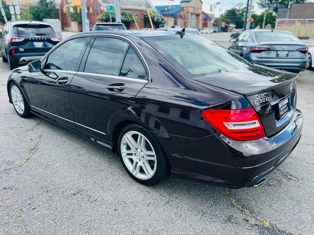 2012 Mercedes-Benz C-Class Image 7