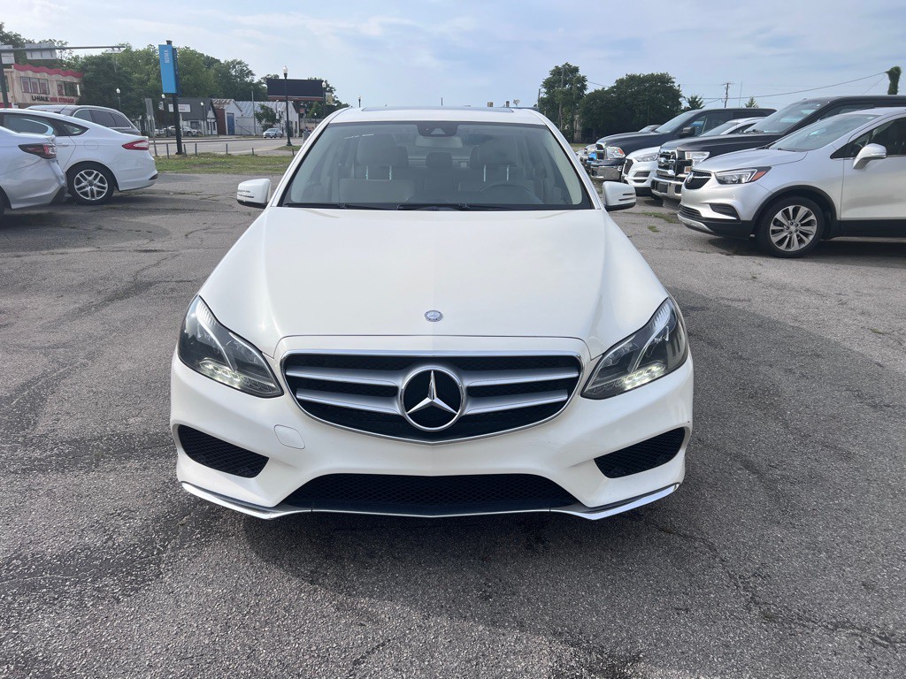 2014 Mercedes-Benz E-Class Image 2