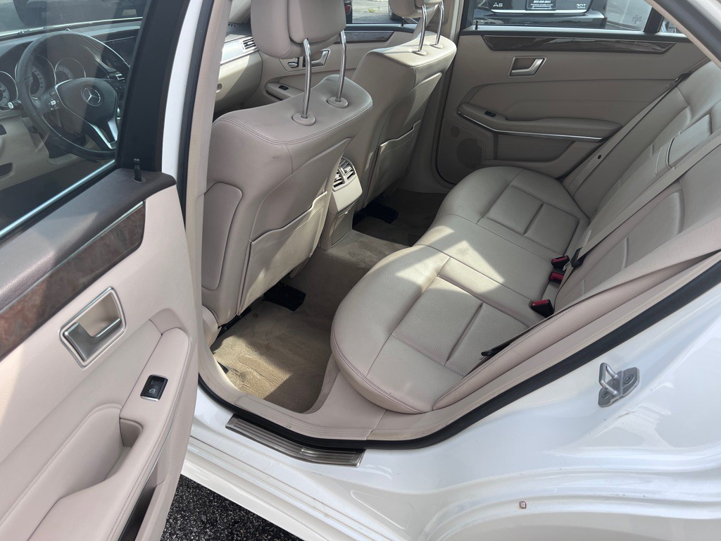 2014 Mercedes-Benz E-Class Image 10