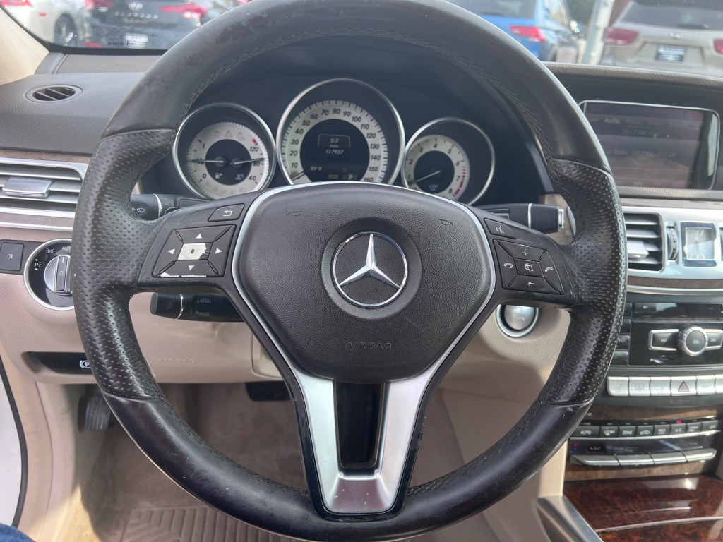 2014 Mercedes-Benz E-Class Image 16