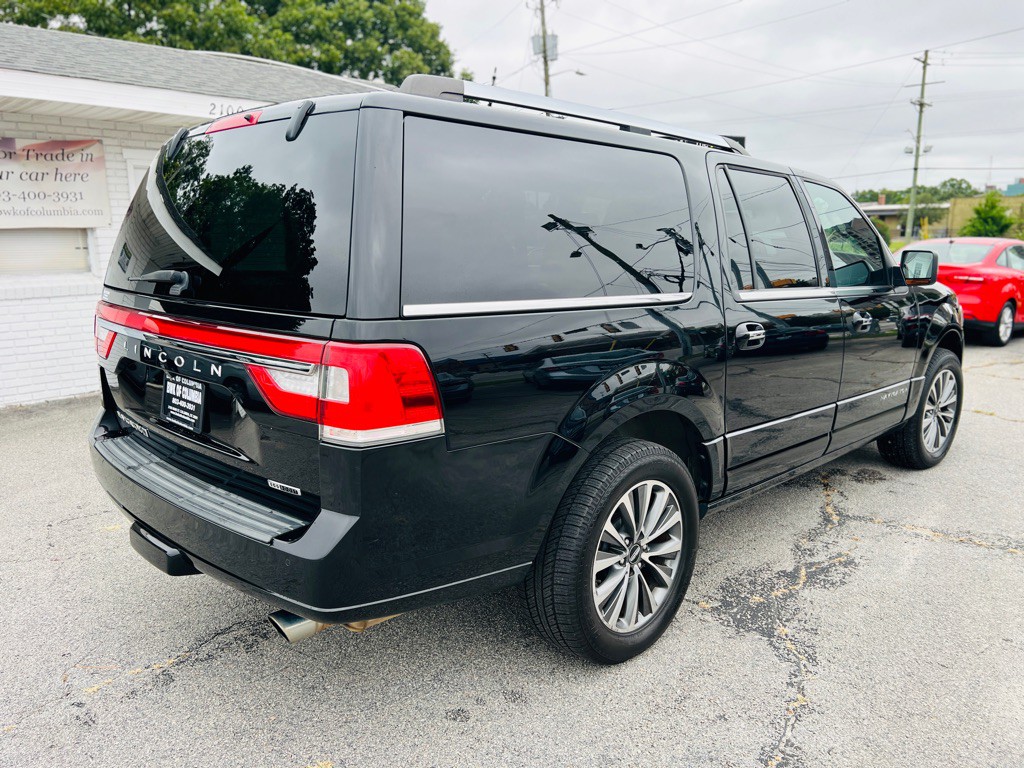 2016 Lincoln Navigator Image 5