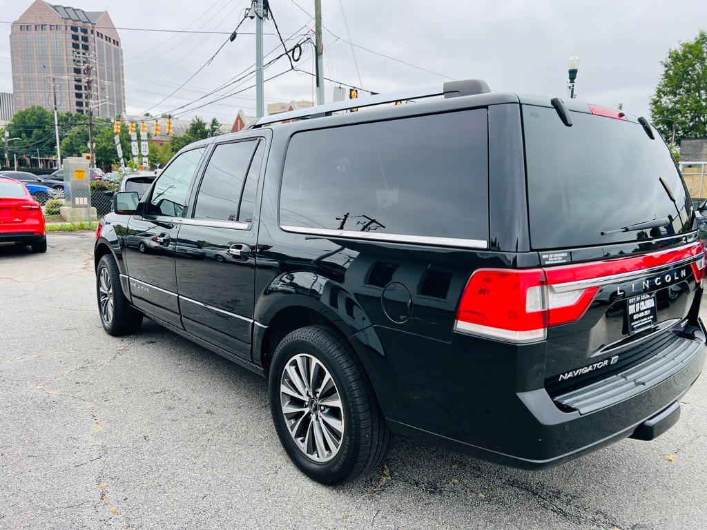 2016 Lincoln Navigator Image 7