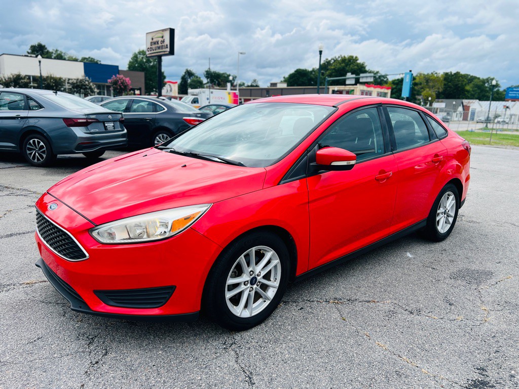 2017 Ford Focus Image 1