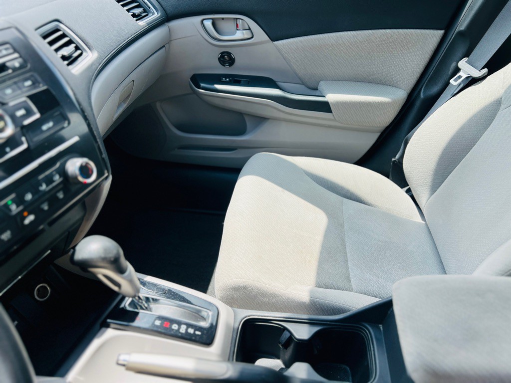 2013 Honda Civic Image 16