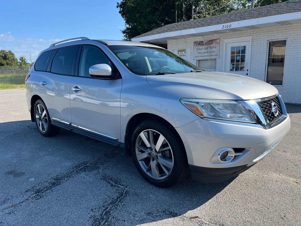 2015 Nissan Pathfinder Image 3