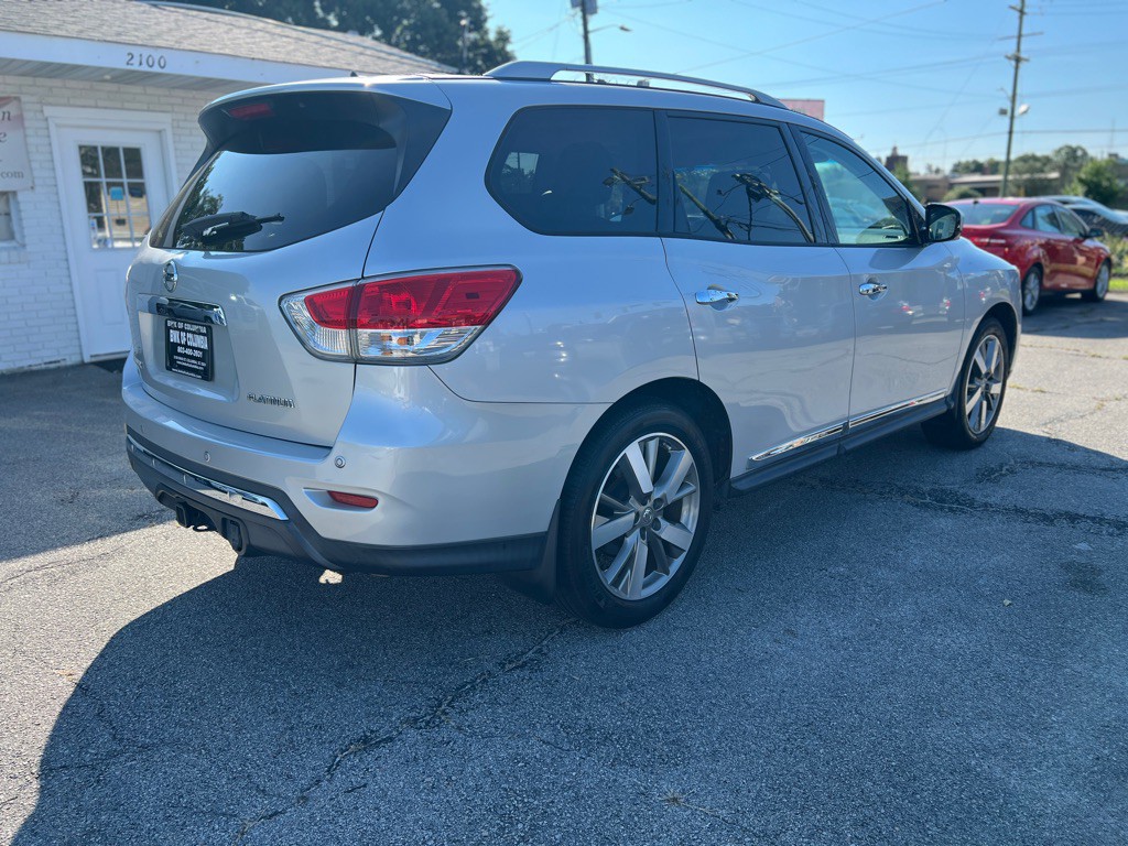 2015 Nissan Pathfinder Image 5