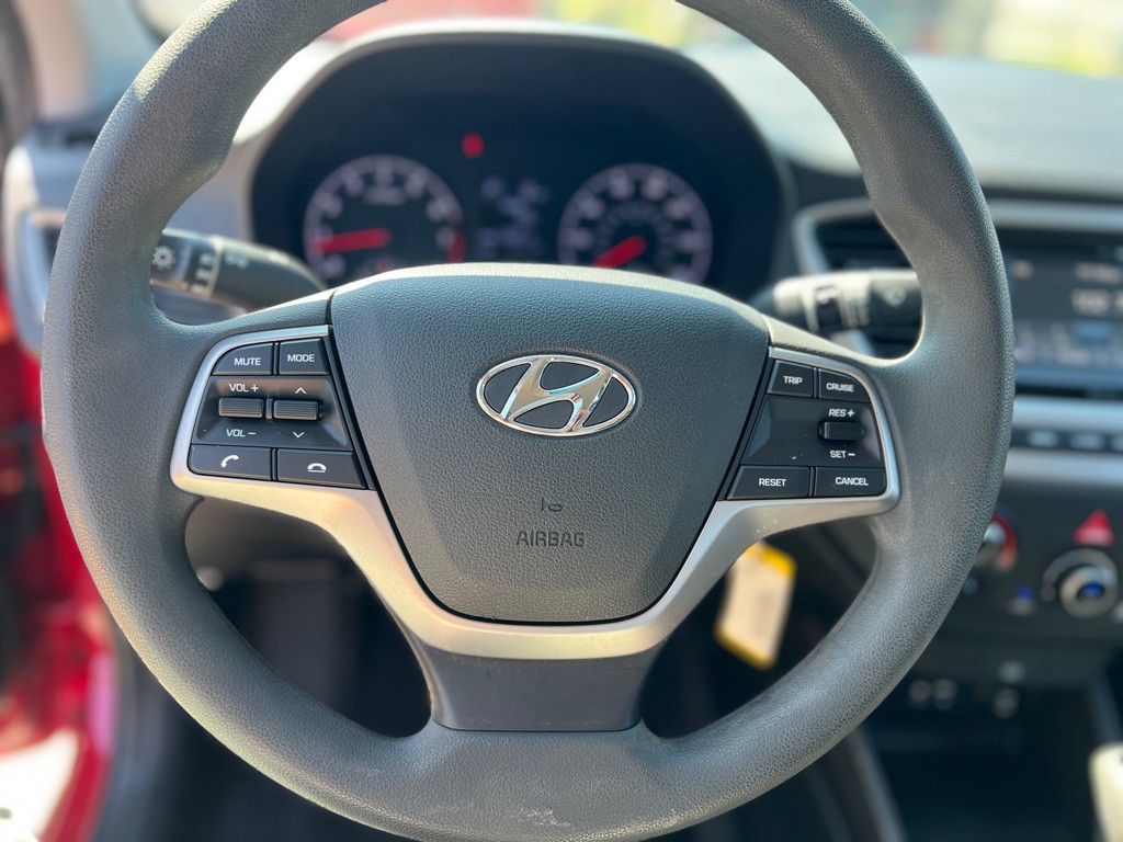 2019 Hyundai Accent Image 15