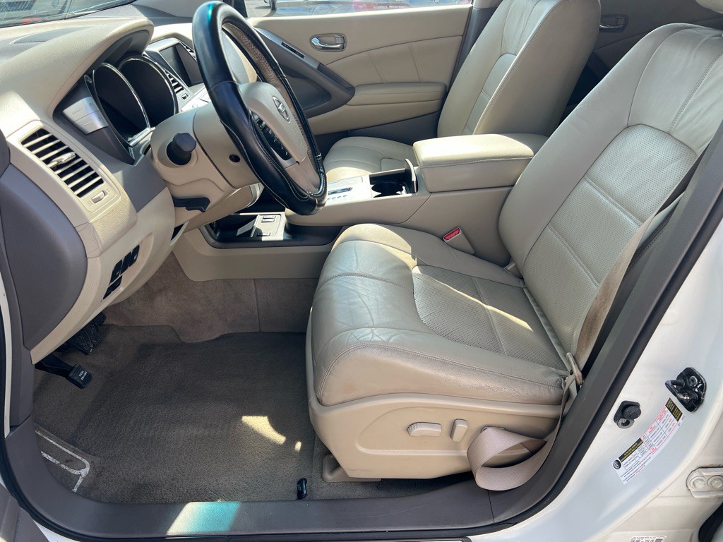 2011 Nissan Murano Image 10