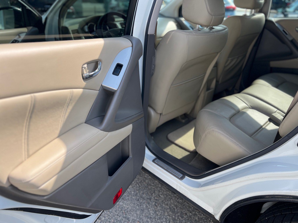 2011 Nissan Murano Image 11