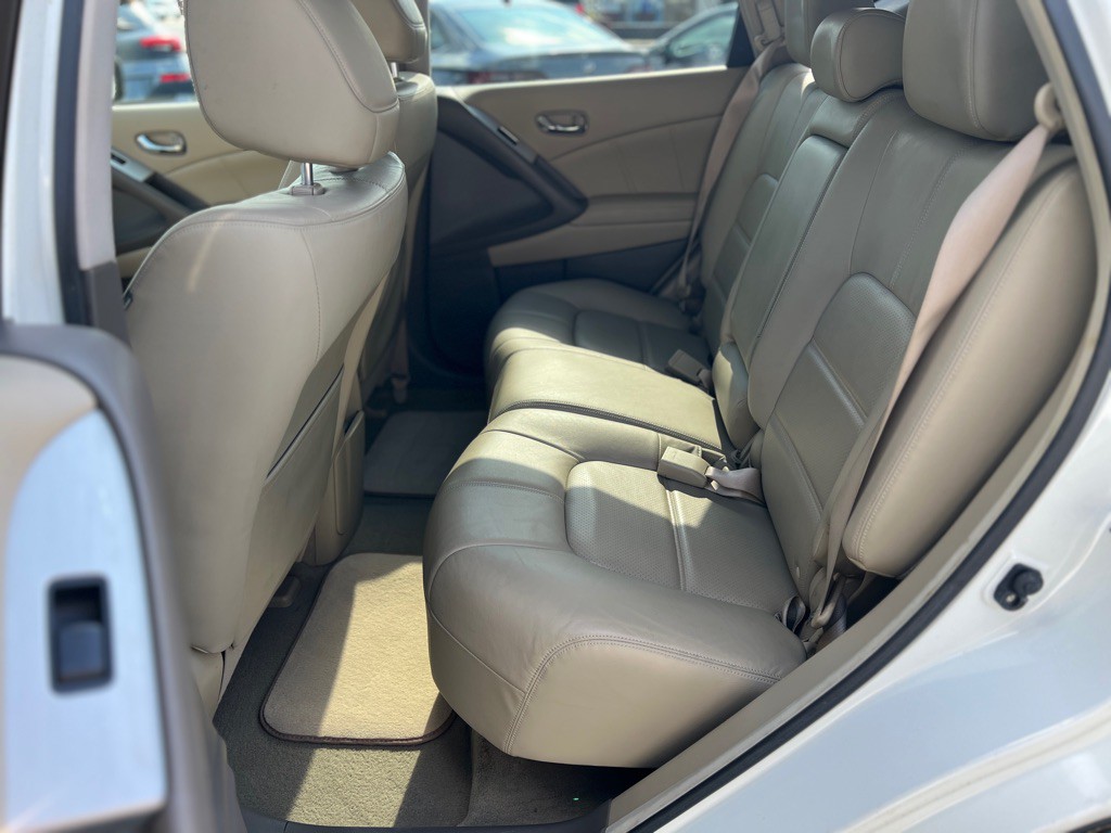 2011 Nissan Murano Image 12