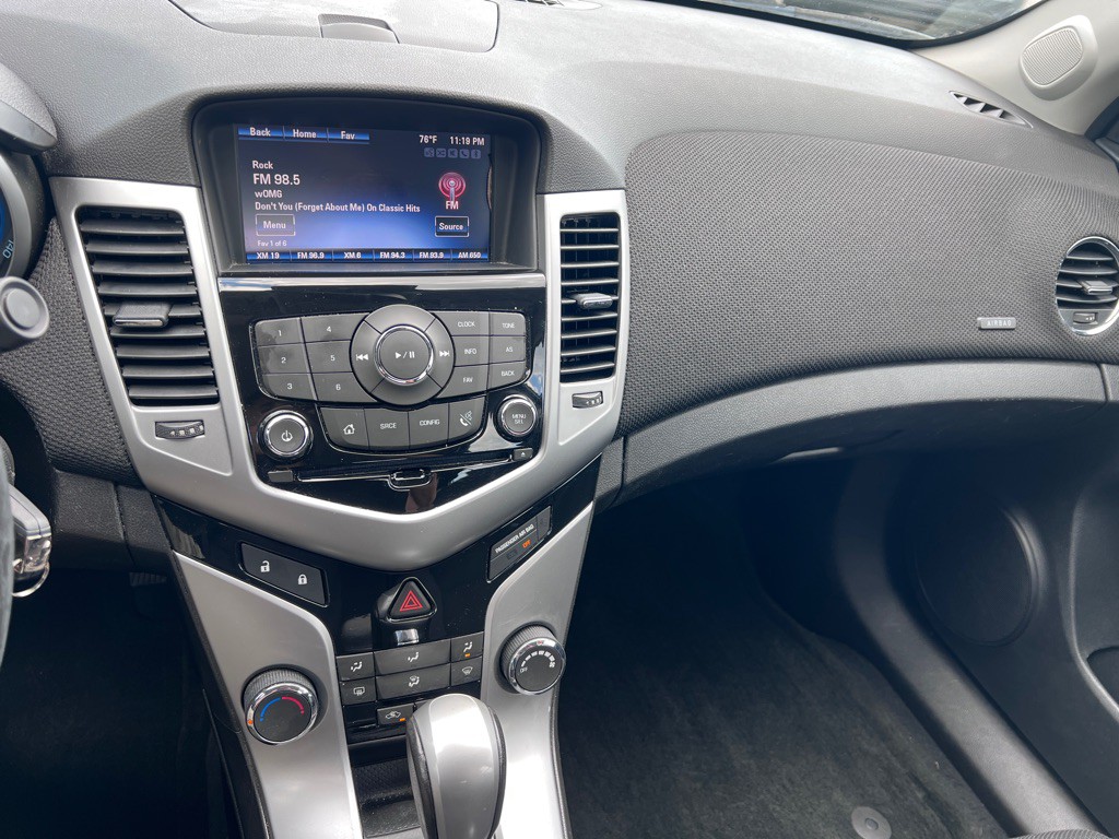2013 Chevrolet Cruze Image 13