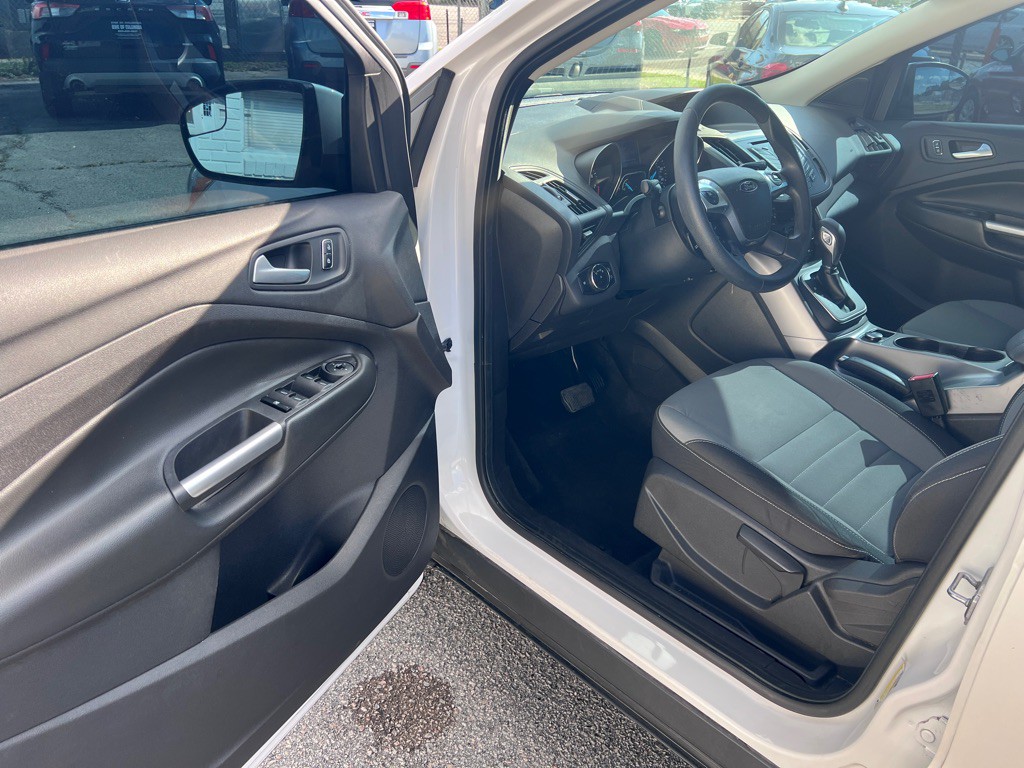 2013 Ford Escape Image 9