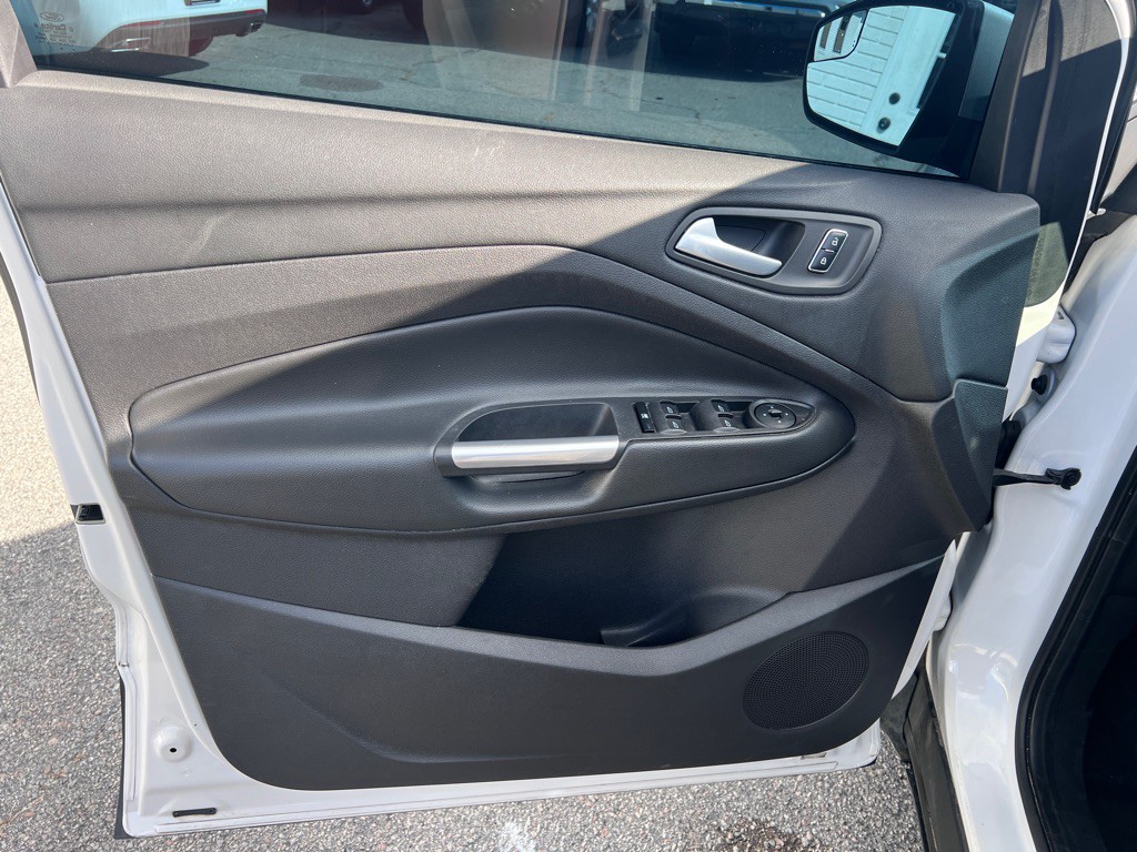 2013 Ford Escape Image 22